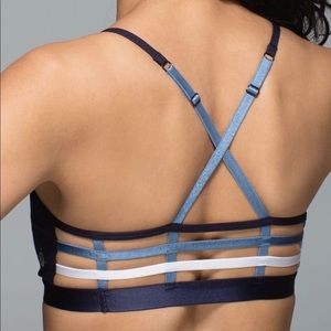 NWOT Lululemon Shala bra w/ lululemon shopping bag